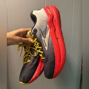 Brooks Mickey Mouse Run Disney Ghost 2 Max